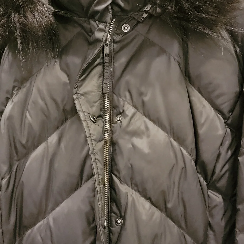 Talbots downed puffer coat. Black, faux fur lining removable.XL - Picture 5 of 8